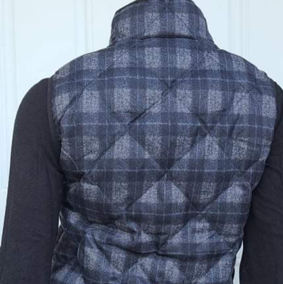 J.Crew Mercantile Plaid Quilted Vest - Picture 4 of 5